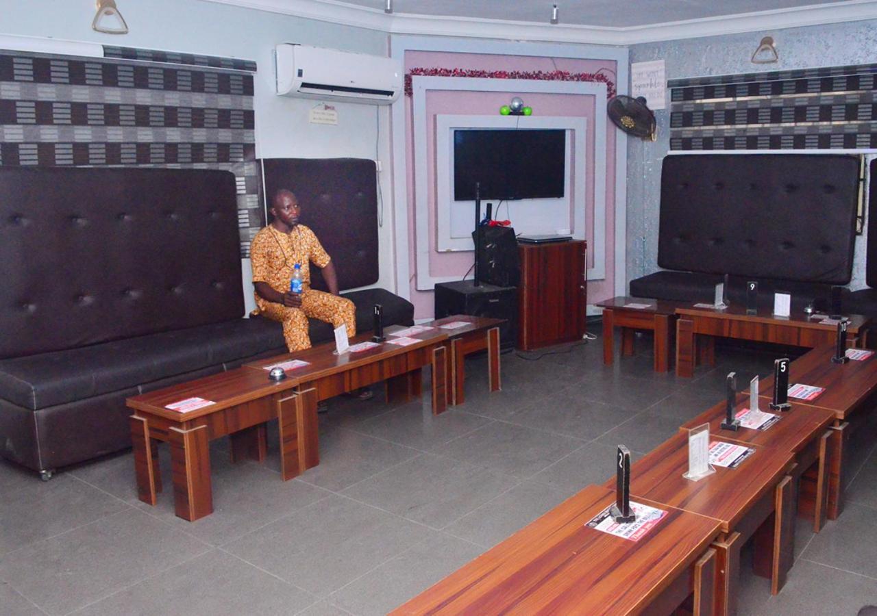 24-7 Electricity Agore Hotels And Suites Ltd Awoyaya Exterior foto
