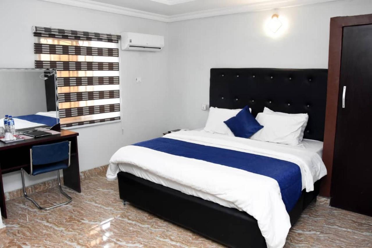 24-7 Electricity Agore Hotels And Suites Ltd Awoyaya Exterior foto